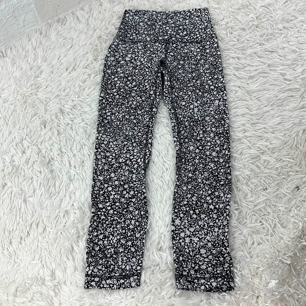 Lululemon Align High-Rise Crop 23
